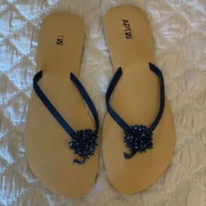 Apt. 9 Women's Navy Beaded Sandals